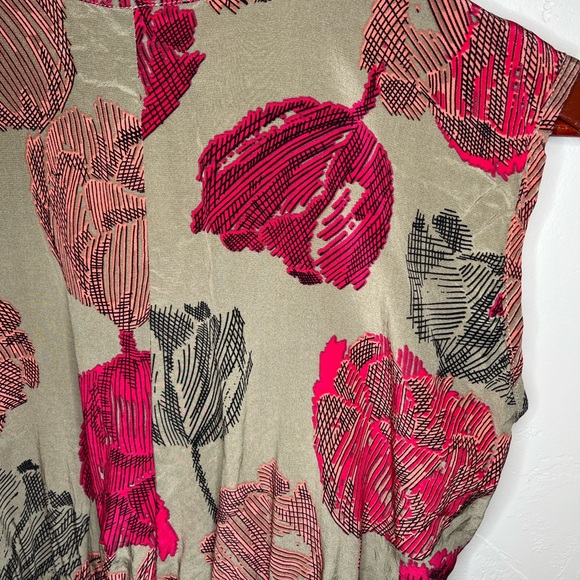 Anthropolgie Laila & Savannah Silk Floral Sleeveless Top Women’s Medium - Picture 5 of 7